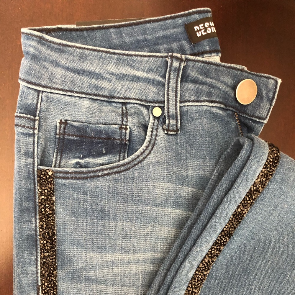 👖 Design Lab Jeans - Picture 2 of 5